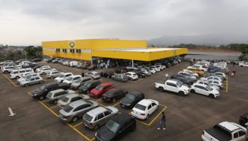 Supermercados BH inaugura terceira loja em Igarapé, reforçando laços com a comunidade local